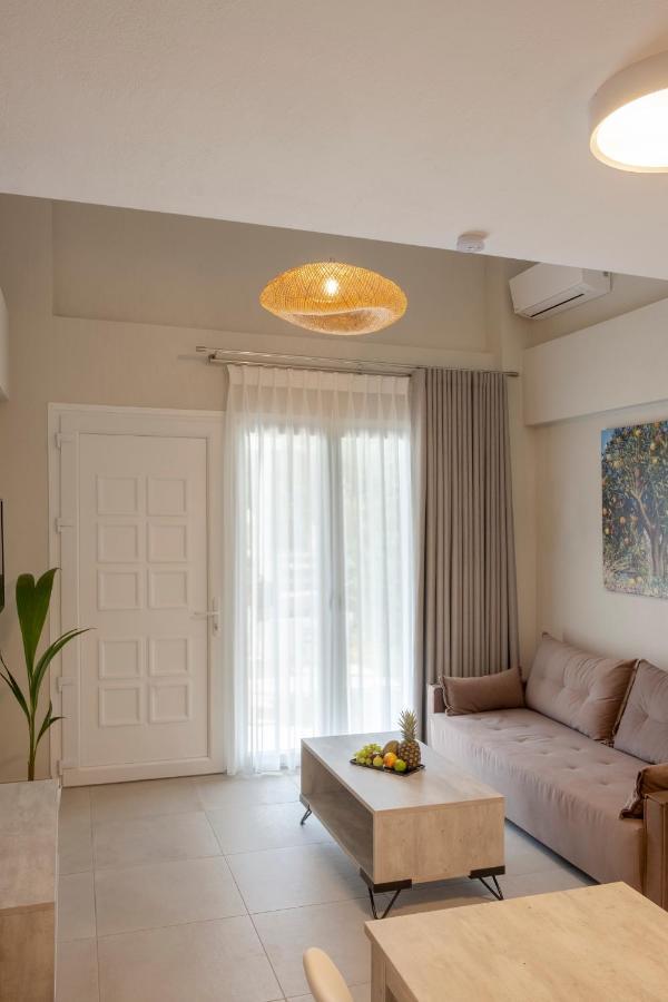 Casale Villa Никити Екстериор снимка