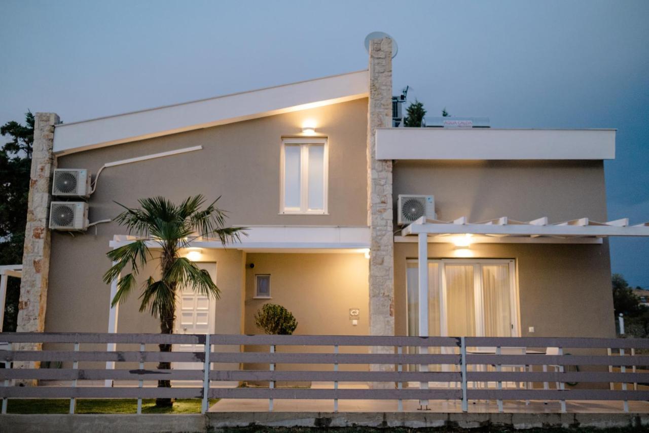 Casale Villa Никити Екстериор снимка