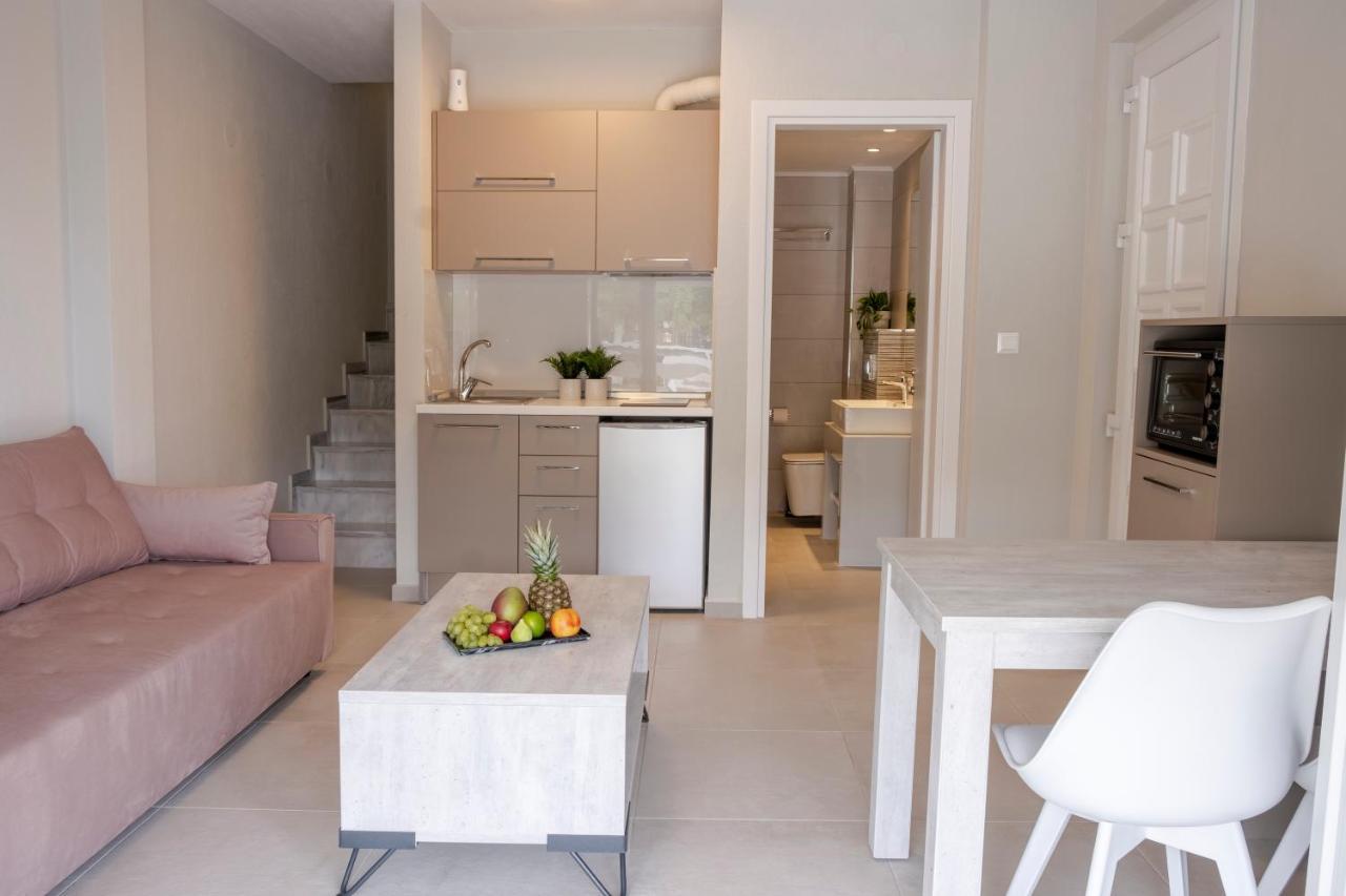 Casale Villa Никити Екстериор снимка